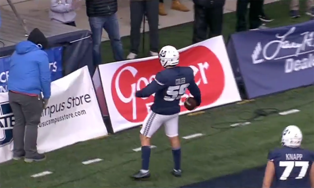 , Utah State&#8217;s 220lb Unit Kicker Fools Cameraman With Classic Fake FG TD &#8211; uBetMobile.com