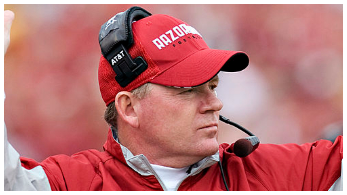 , Bobby Petrino Reportedly Taking Major College Job – Mobile Betting Online &#8211; uBetMobile.com