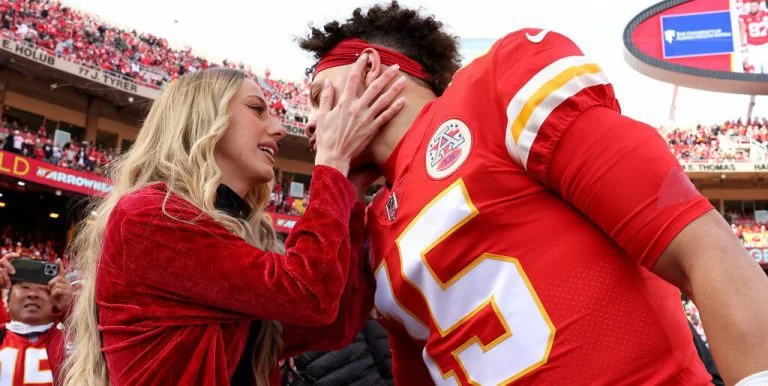 Brittany Mahomes Calls Out NFL After Patrick Thrown Down On Big Sack – uBetMobile.com