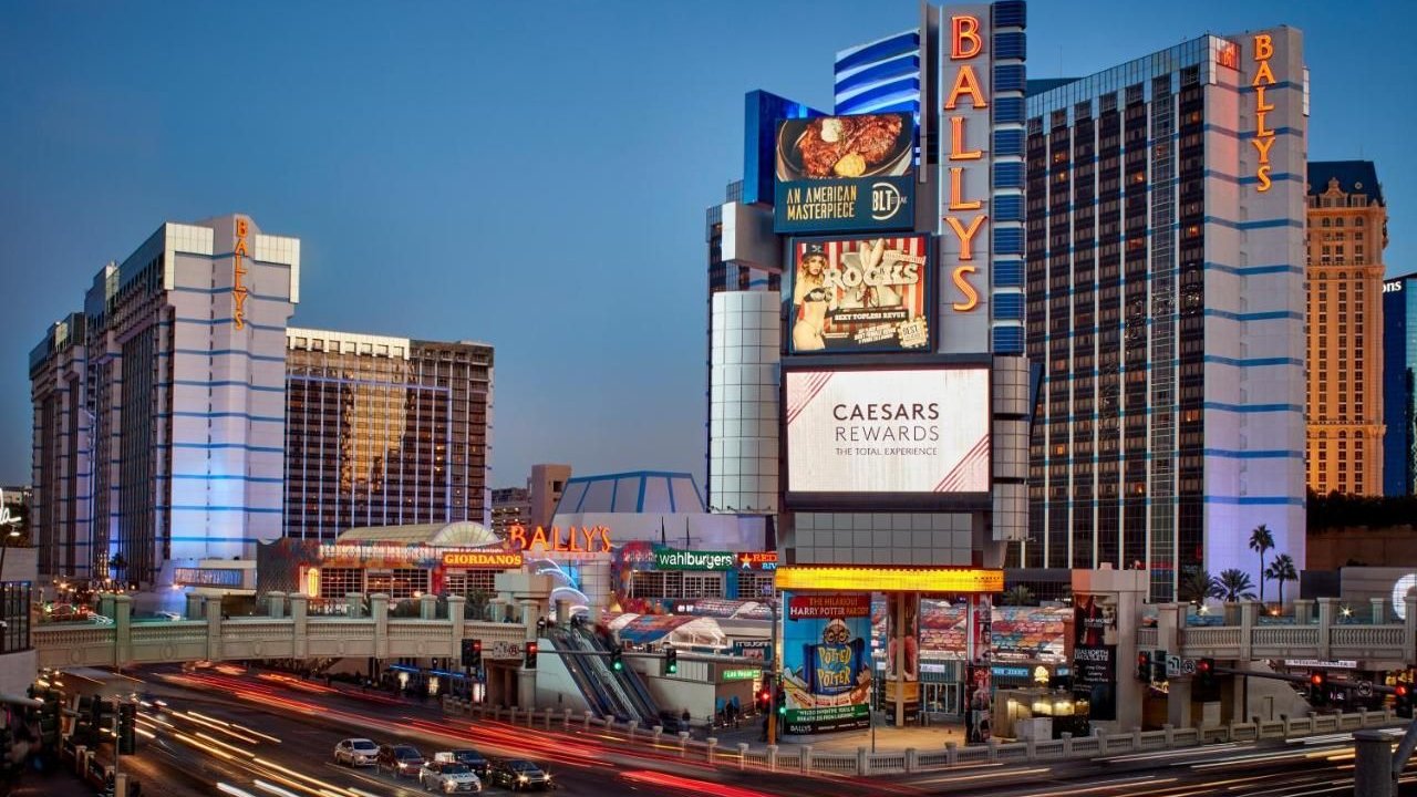 , Caesars&#8217; Bally&#8217;s Las Vegas rebranding to Horseshoe Las Vegas this week &#8211; uBetMobile.com