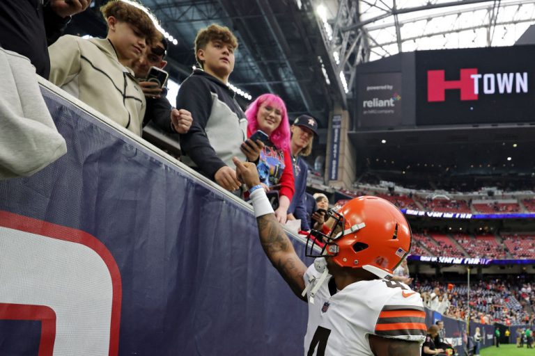 Deshaun Watson (And Browns) Beat Texans But It Was So Bad In Multiple Ways – Mobile Betting Online – uBetMobile.com