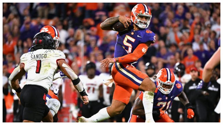 Ex-Clemson QB DJ Uiagalele Makes First Visit Since Entering Transfer Portal – uBetMobile.com