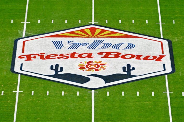 Fiesta Bowl Field Conditions Under Fire As TCU, Michigan Players Slip – uBetMobile.com