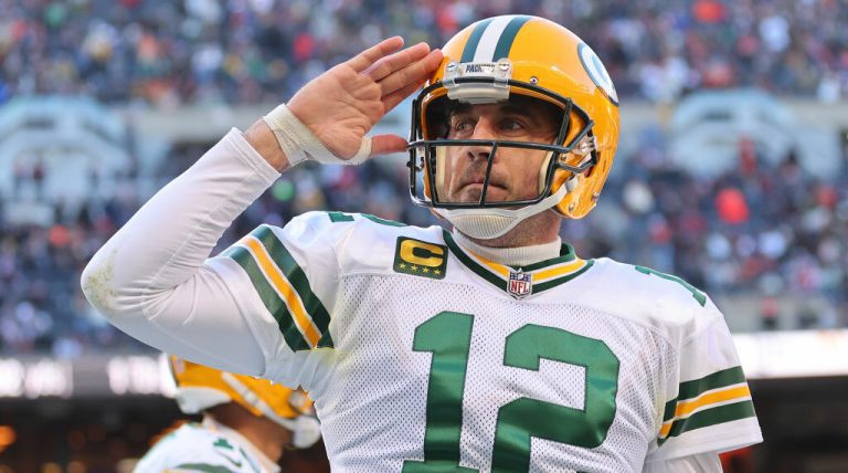  Aaron Rodgers Thrilled To Be In Playoff Chase After Many Struggles Of 2022 Season – Mobile Betting Online – uBetMobile.com