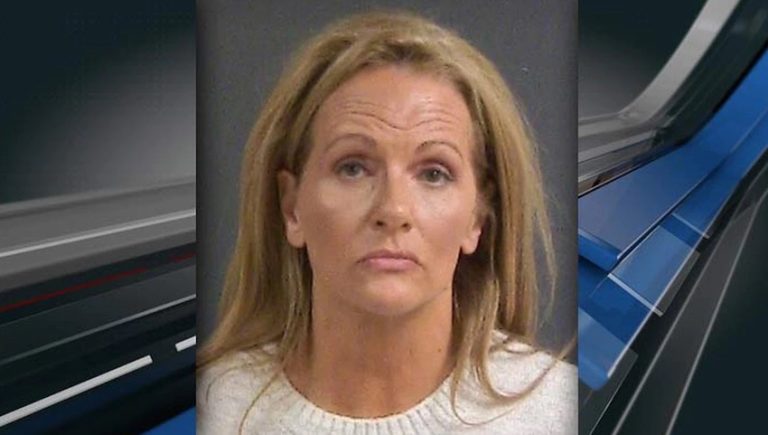 Girl Arrested At Airport For Attacking Her Spouse Above ‘Indecent’ Photos On His Phone – Mobile Betting On the net – uBetMobile.com