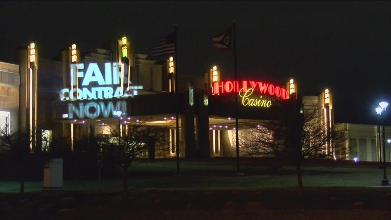 Hollywood Casino Toledo Workers Expected to Strike Thursday Over Pay – uBetMobile.com