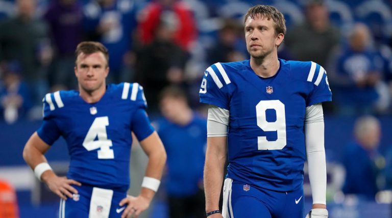 Indianapolis Colts Confusingly Elect To Start Nick Foles Again On Sunday – uBetMobile.com