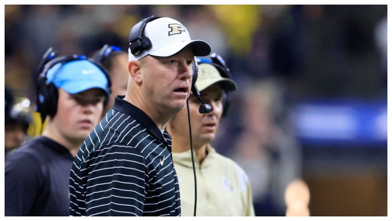 Jeff Brohm Allegedly Sent A Farewell Text To Purdue Players That’s So Bad It Can’t Be Real – Mobile Betting Online – uBetMobile.com