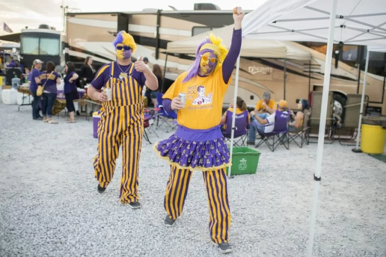 LSU Fans Bring The Party To Atlanta For SEC Championship – uBetMobile.com