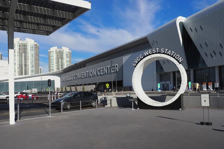 Las Vegas Convention Center Food Workers Vote to Authorize Strike – uBetMobile.com