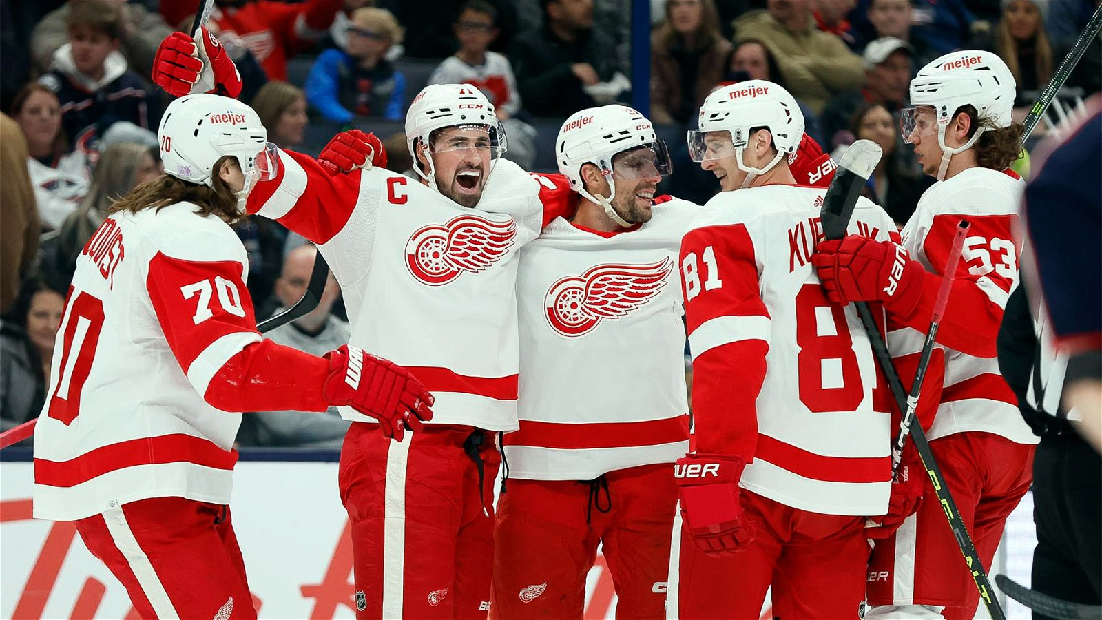 , Michigan: PokerStars inks sponsorship deal with the NHL&#8217;s Detroit Red Wings &#8211; uBetMobile.com