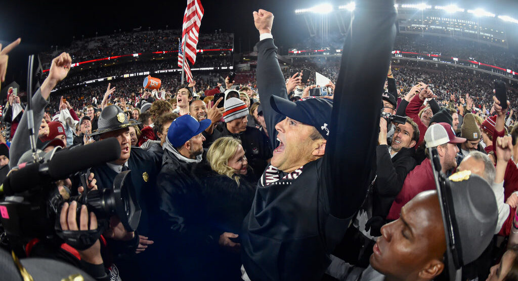 , South Carolina Receives Final Chuckle At Tennessee With Orange Bowl Banner &#8211; uBetMobile.com