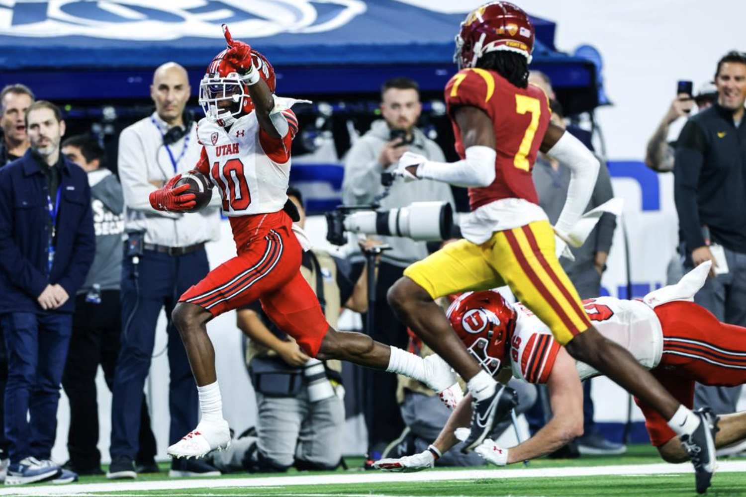 , Southern Cal Out of Playoff Consideration After Bad Loss &#8211; uBetMobile.com