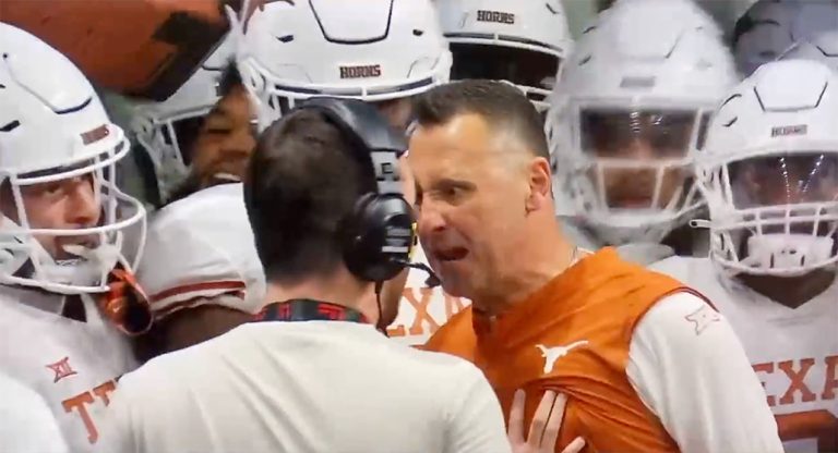 Steve Sarkisian Bizarrely Chews Out Staffer Before Alamo Bowl Loss – uBetMobile.com