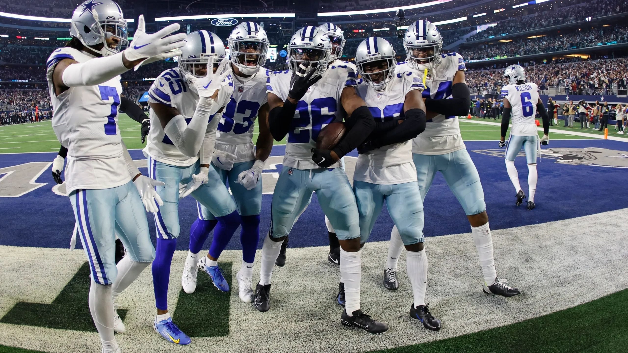 , The Final ‘Thursday Night Football’ Game of the NFL Season Finds the Dallas Cowboys Out In Front &#8211; uBetMobile.com