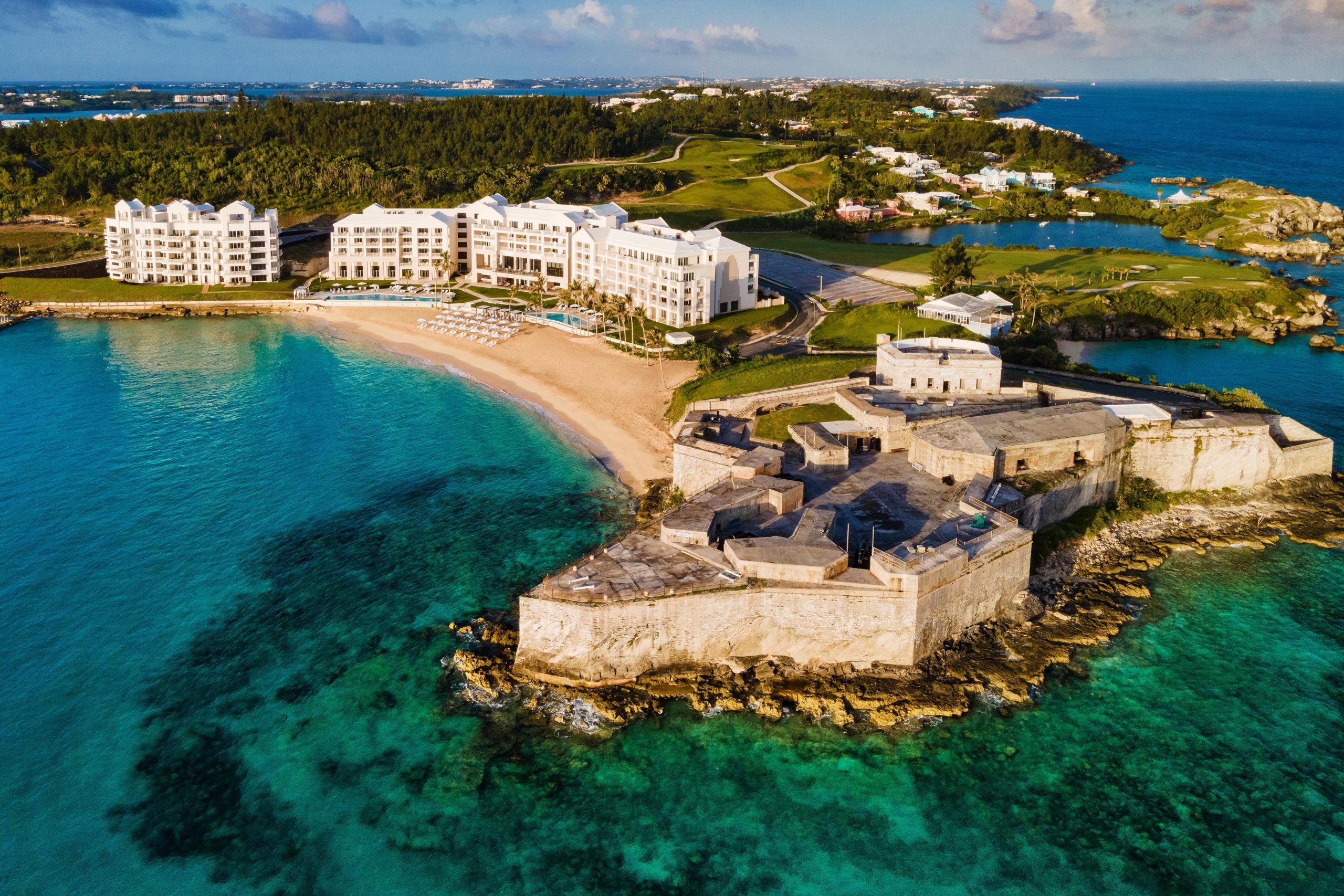 Bermuda Resort Loses its Casino Partner, Another Concerned About Future -  uBetMobile - 2023 | uBetMobile - 2023 ✓