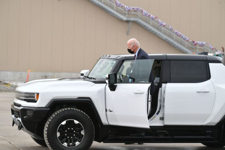 Biden Tweets About EV Tax Credits In Car That’s Inelligble For One – uBetMobile.com