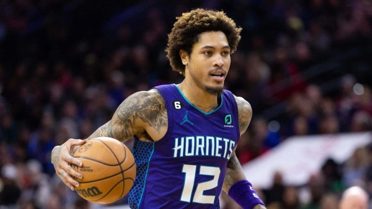 Charlotte Hornets SG Kelly Oubre Out with Hand Injury – uBetMobile.com