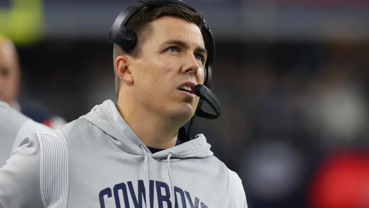 , Dallas Cowboys &#8216;Mutually&#8217; Split With OC Kellen Moore – Mobile Betting Online &#8211; uBetMobile.com