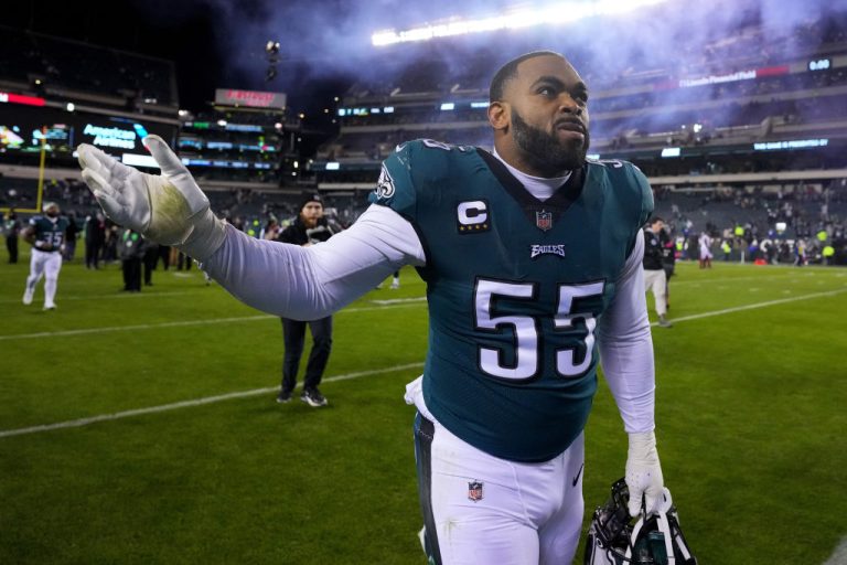 Eagles Brandon Graham Smack Talks Giants During Pregame Coin Toss – uBetMobile.com