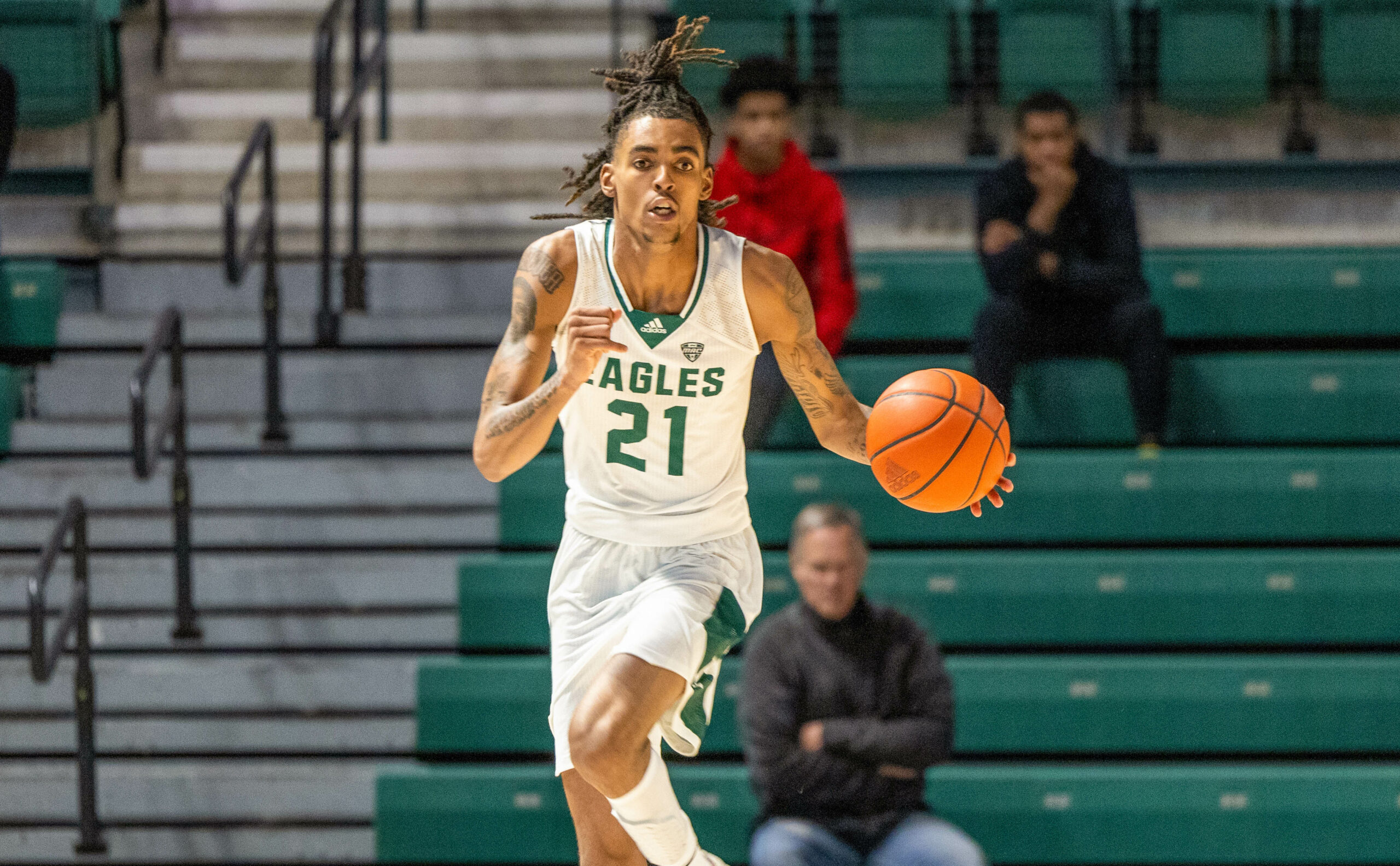 , Japanese Michigan&#8217;s Emoni Bates Scores 29 Straight Points For the duration of Crazy Very first-50 percent Effectiveness – Mobile Betting On the net &#8211; uBetMobile.com