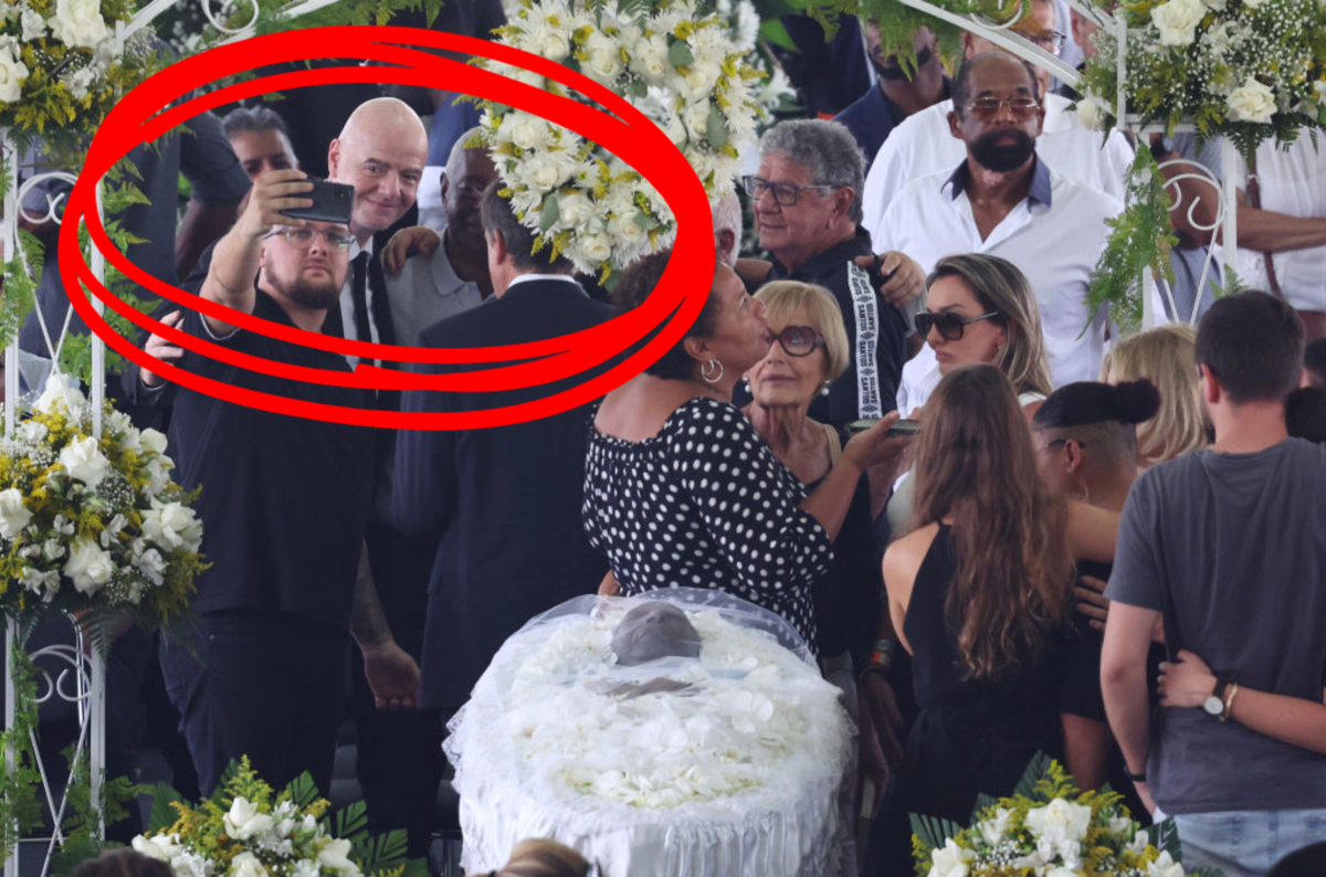 , FIFA President Claps Again At Critics Soon after Taking Selfies At Pelé&#8217;s Casket &#8211; uBetMobile.com