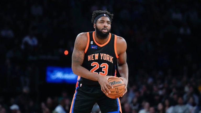 Knicks Injury Update: Center Mitchell Robinson Out 3 Weeks