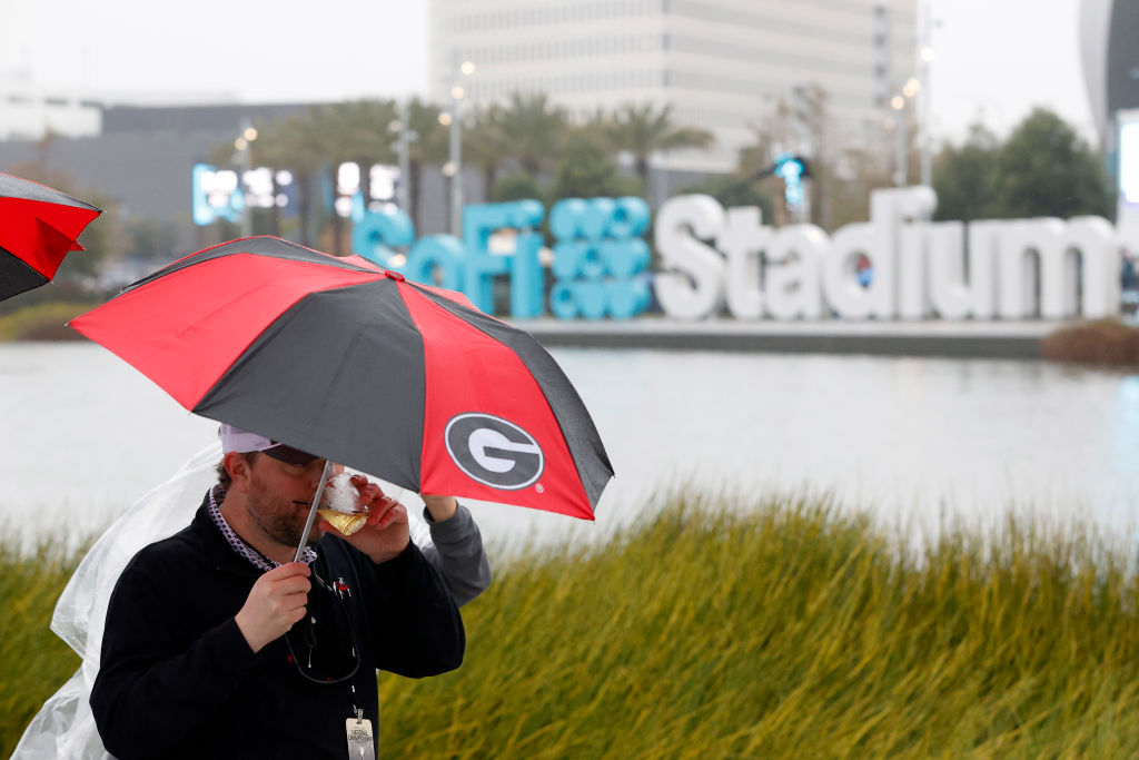 , &#8216;MACtion&#8217; Weather Causes Lightning Delay Potential At SoFi Stadium &#8211; uBetMobile.com