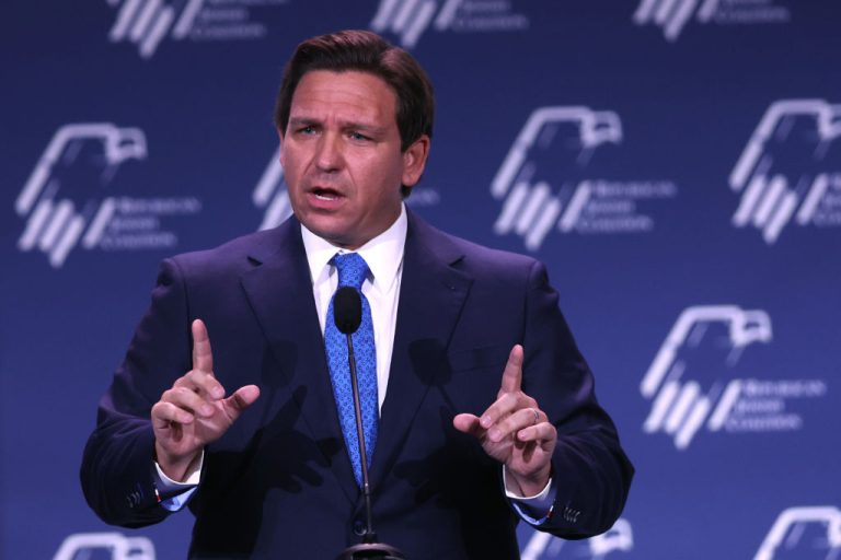 Ron DeSantis Will Take Back Control of Disney’s Land in Florida – Mobile Betting Online – uBetMobile.com