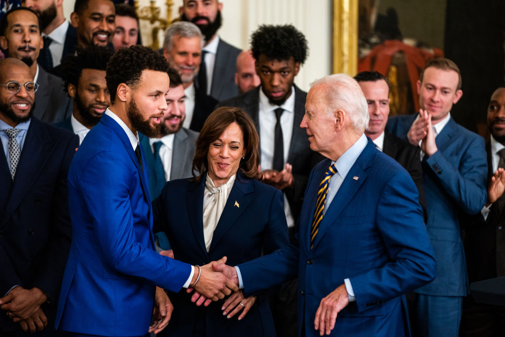 , Steph Curry Opposes Low-Income Housing Next To His Mansion &#8211; uBetMobile.com