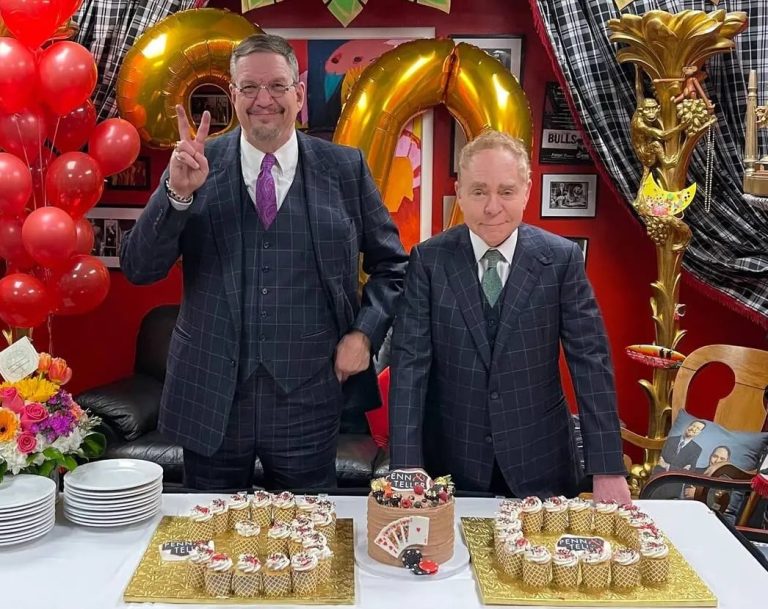 Teller Returns to Penn & Teller Show in Las Vegas – uBetMobile.com