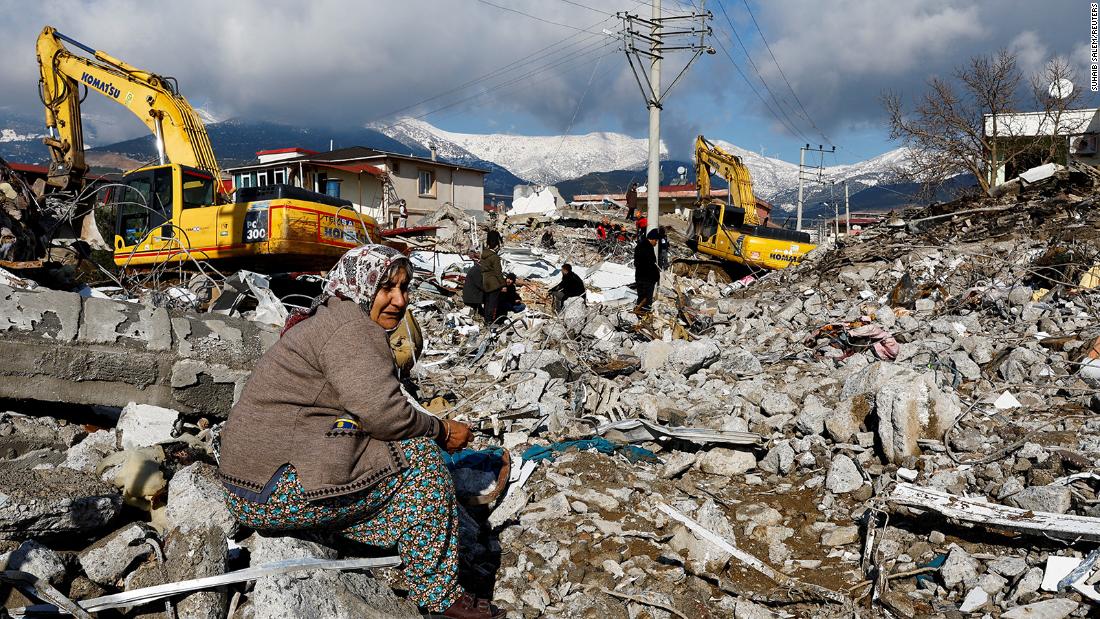 , Determined seek for quake survivors as loss of life toll rises | News and Gossip