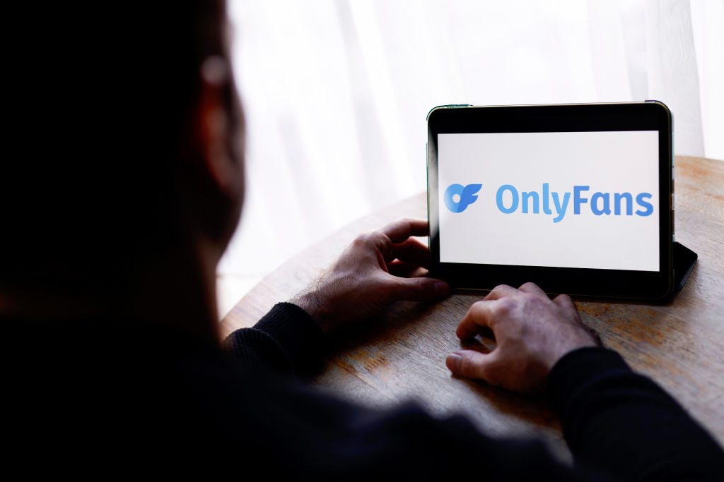 , Former UFC Fighter Says OnlyFans Subscribers Are Spending Their Money To &#8216;Flirt With A Man&#8217; – Mobile Betting Online &#8211; uBetMobile.com