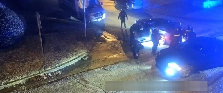 Memphis officer took, shared pictures of bloodied Tyre Nichols | News and Gossip