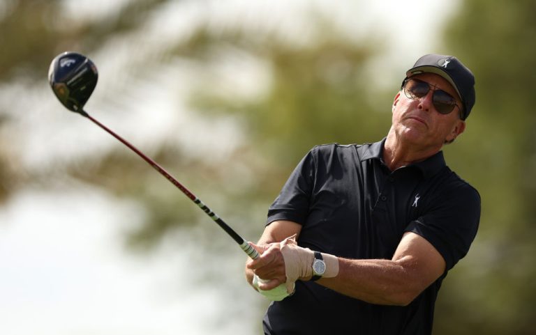 Phil Mickelson Says He’s Down To His ‘Faculty Weight’: Photos – uBetMobile.com