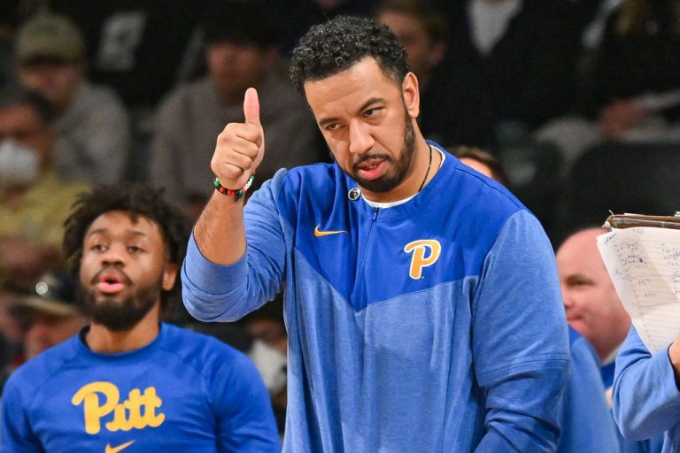 Pitt Assistant Jason Capel Goes On Rant About A UNC Twitter Graphic – uBetMobile.com