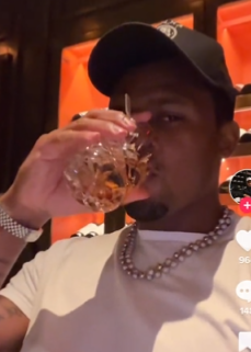 , Social media reacts to Deshaun Watson posting his first ever TikTok video | News and Gossip