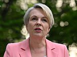 Tanya Plibersek BLOCKS Clive Palmer&#8217;s proposed coal mine close to the Nice Barrier Reef