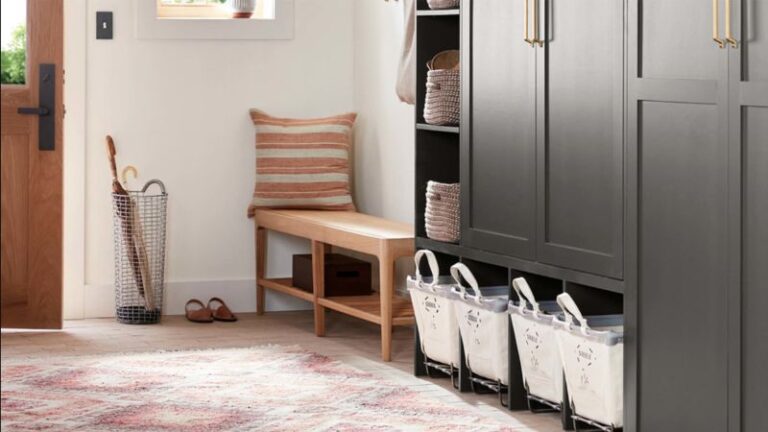 The 27 finest mudroom storage concepts, based on specialists | News and Gossip