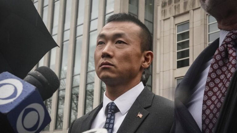 The spy who wasn’t? New York police officer needs badge again | News and Gossip