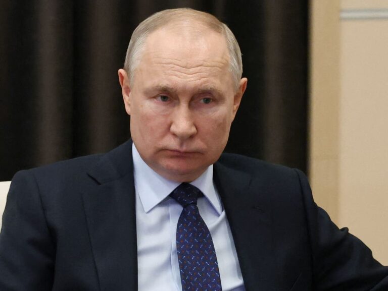 Ukraine news – live: Putin prepares 2,000 tanks as he unleashes largest missile assault on Zaporizhzhia – The Independent – uBetMobile – Global News