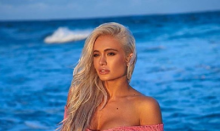 , WWE Superstar Scarlett Bordeaux Takes A Dip In A See-Via Bikini Top rated – Mobile Betting Online &#8211; uBetMobile.com